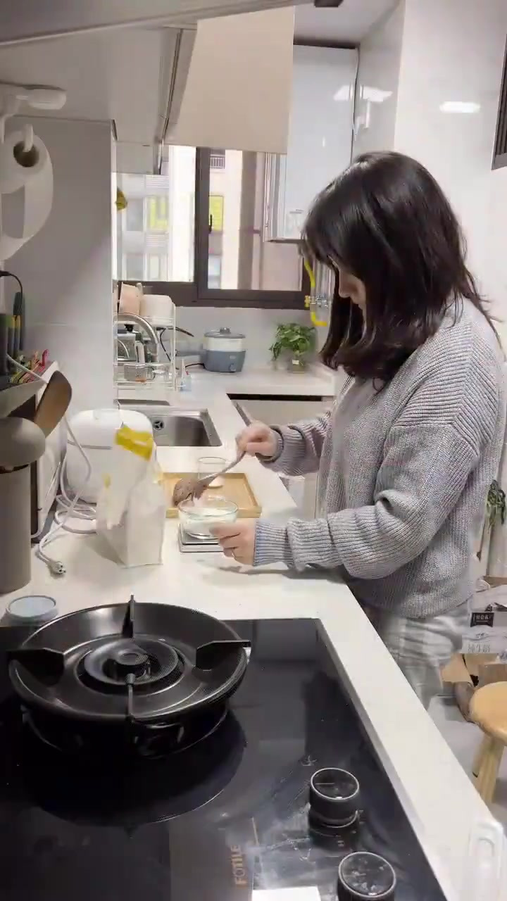 一岁宝宝辅食日常紫薯小发糕,嘴里的一点点甜