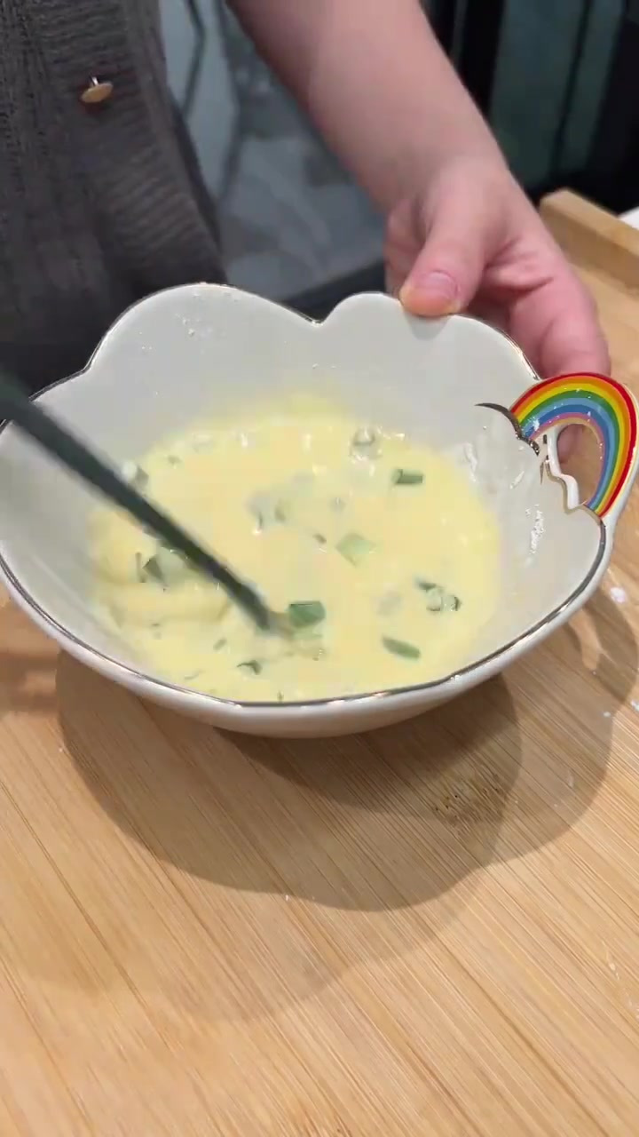宝宝一日三餐及安排,规律作息没去托班的两岁宝宝日常