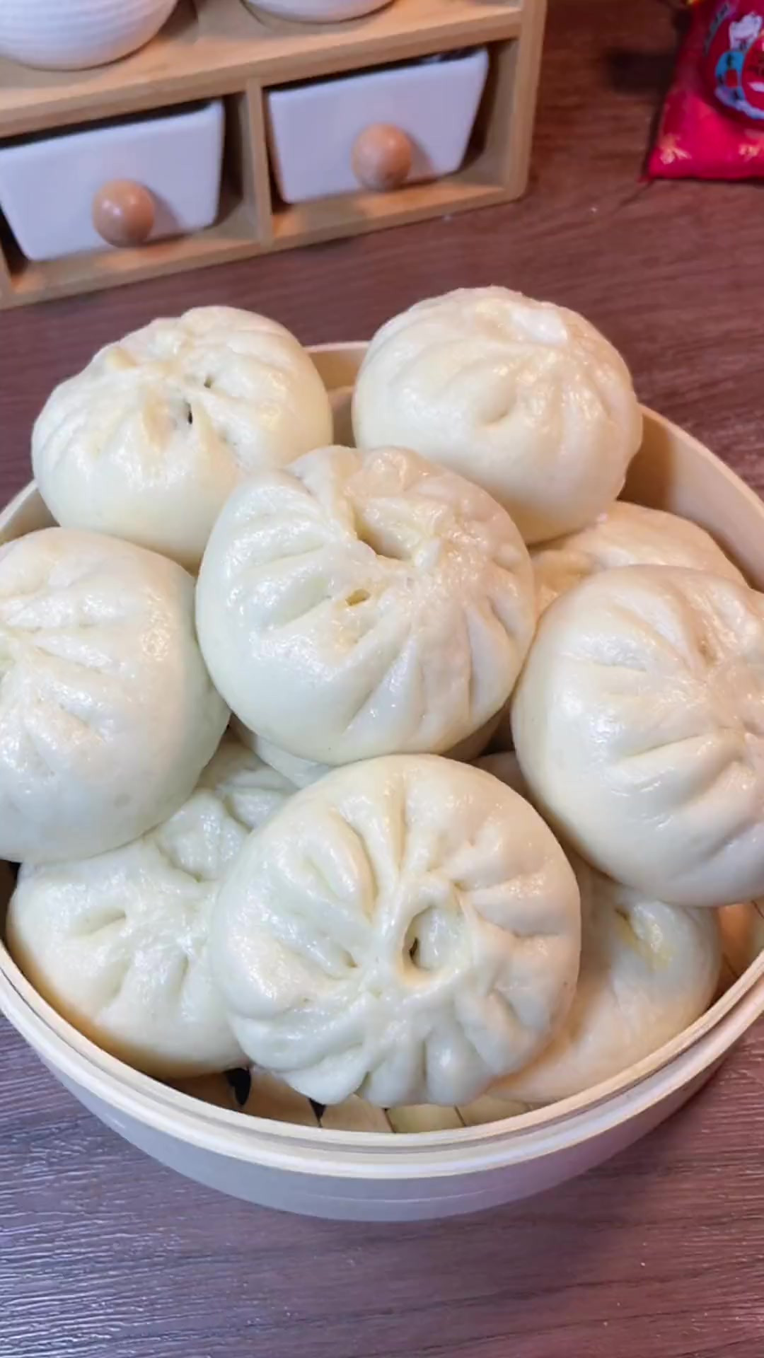 肉包子吃腻了，就试试这个豆腐粉条包子，孩子一口气吃了三个！