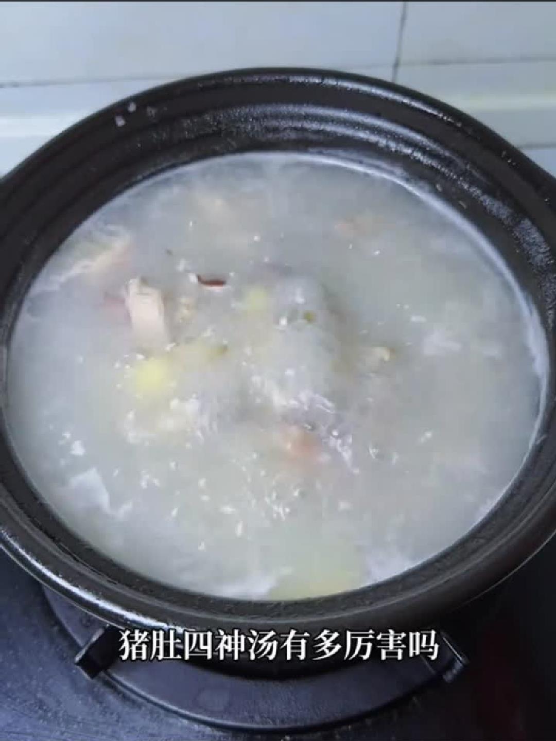 健脾养胃猪肚四神汤，养生必备胜过奶茶！
