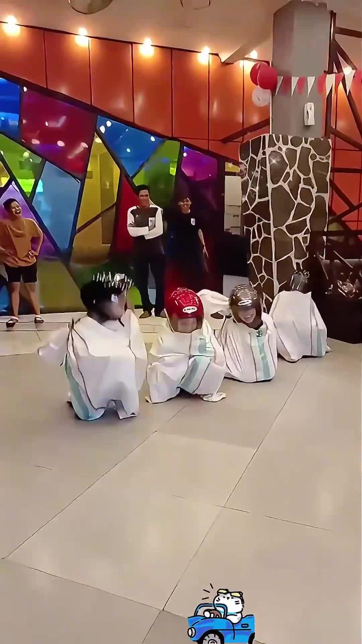 0–3岁幼儿儿歌舞蹈《小鸡小鸡》小鸡咯咯哒