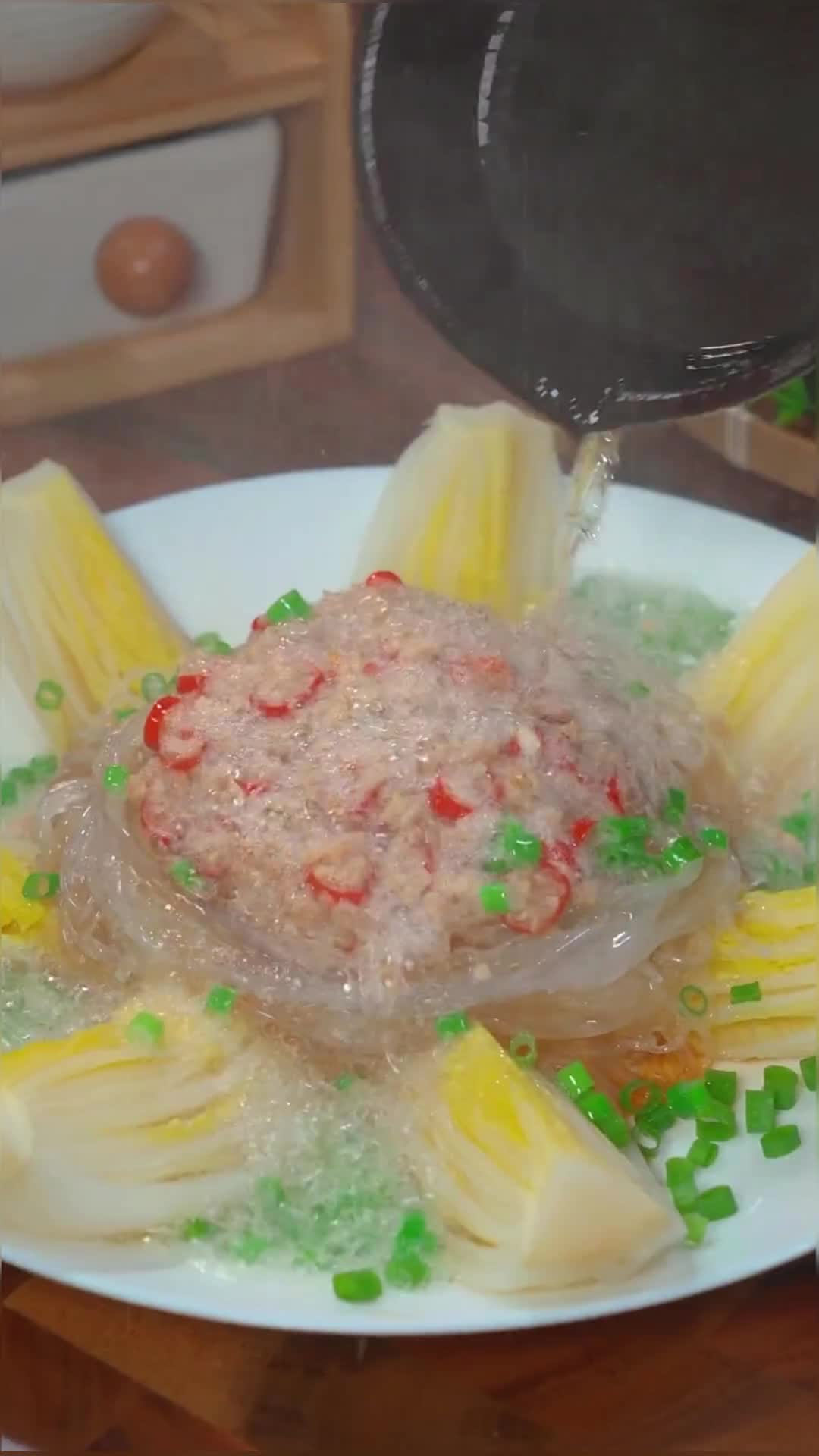 聚餐必备的一道菜,蒜蓉粉丝娃娃菜,简单易做又好看