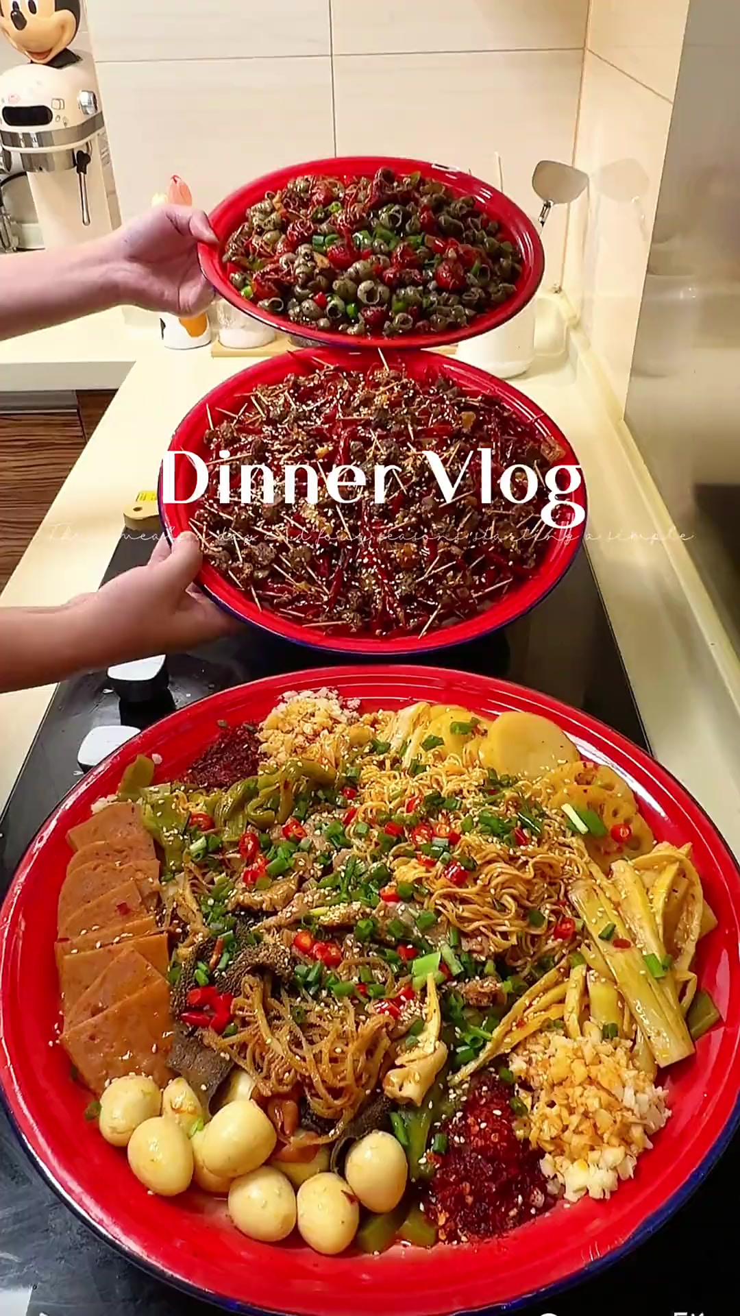 在家做饭｜拿出妈妈结婚时搪瓷盘子~ 今日菜单 -盘盘