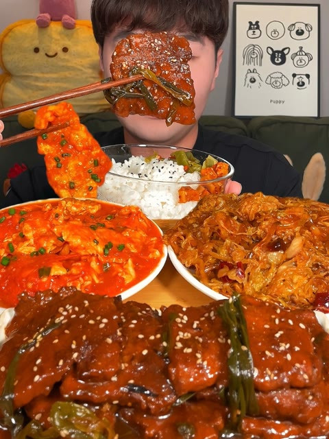 葱烧大排 番茄鸡蛋 酸菜炒粉!还得是家常菜好吃!