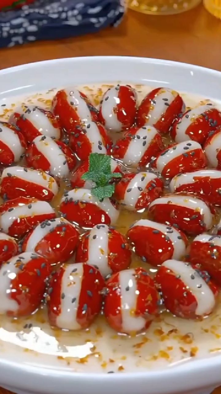 过年餐桌上必备的，八道经典家常菜 ！