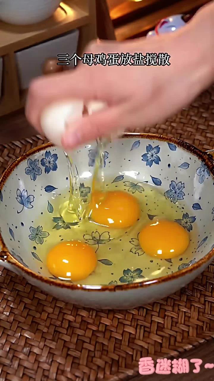 大小朋友都喜欢吃的肉末蒸蛋，简单又美味，快去安排起来吧