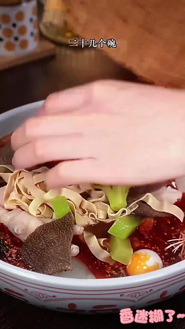 没想到在家做钵钵鸡这么简单!经济实惠,吃得也放心