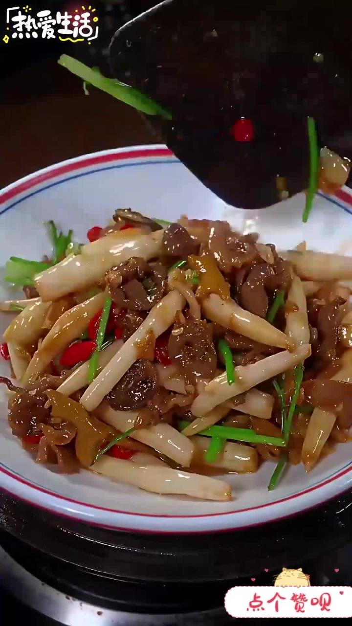 酸辣脆爽的藕尖炒什么都特别下饭