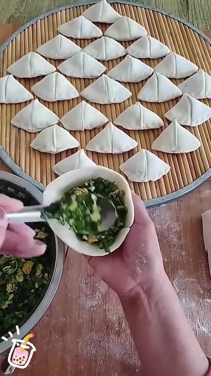 三角形的韭菜盒子的做法
