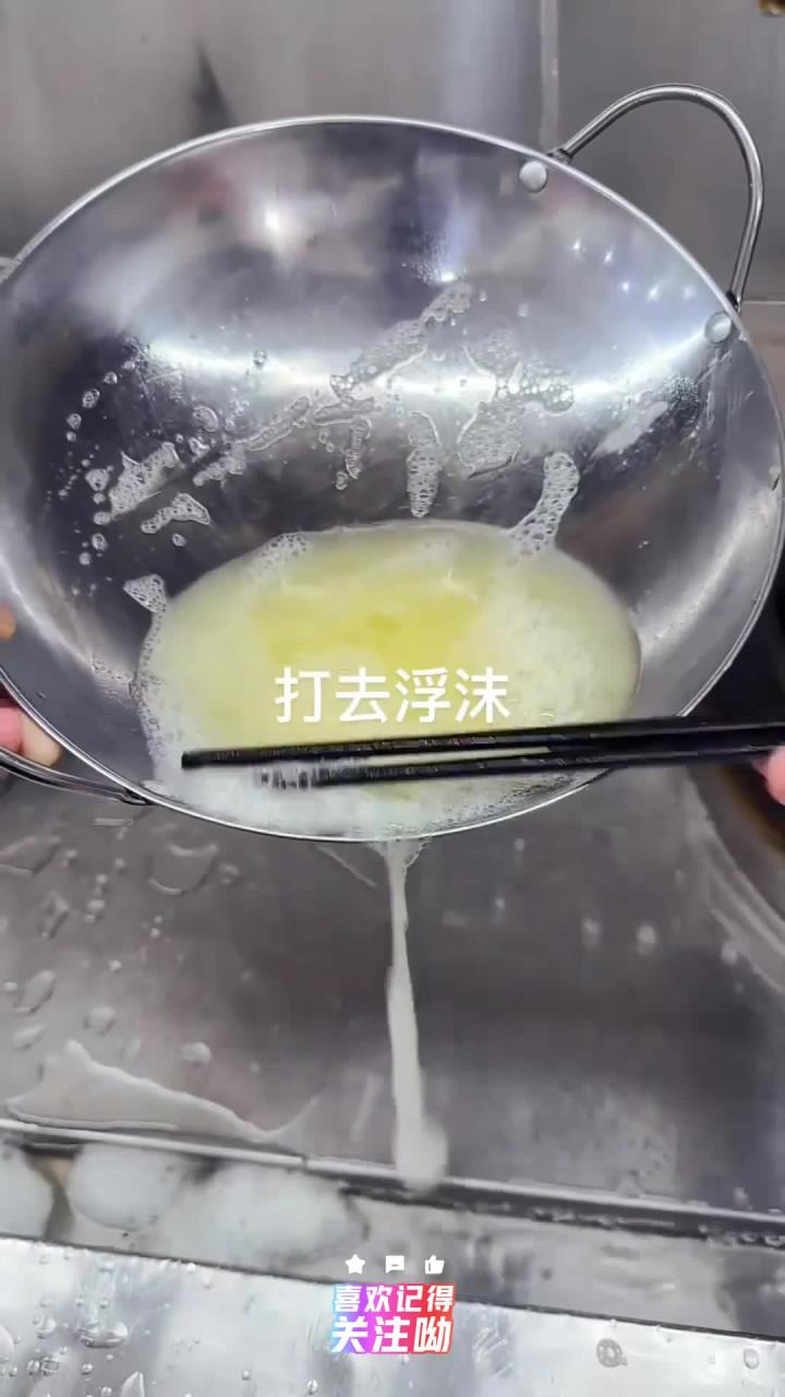 一道几十年前的粤菜经典小炒 滑炒三色现在还有多少人喜欢吃呢?