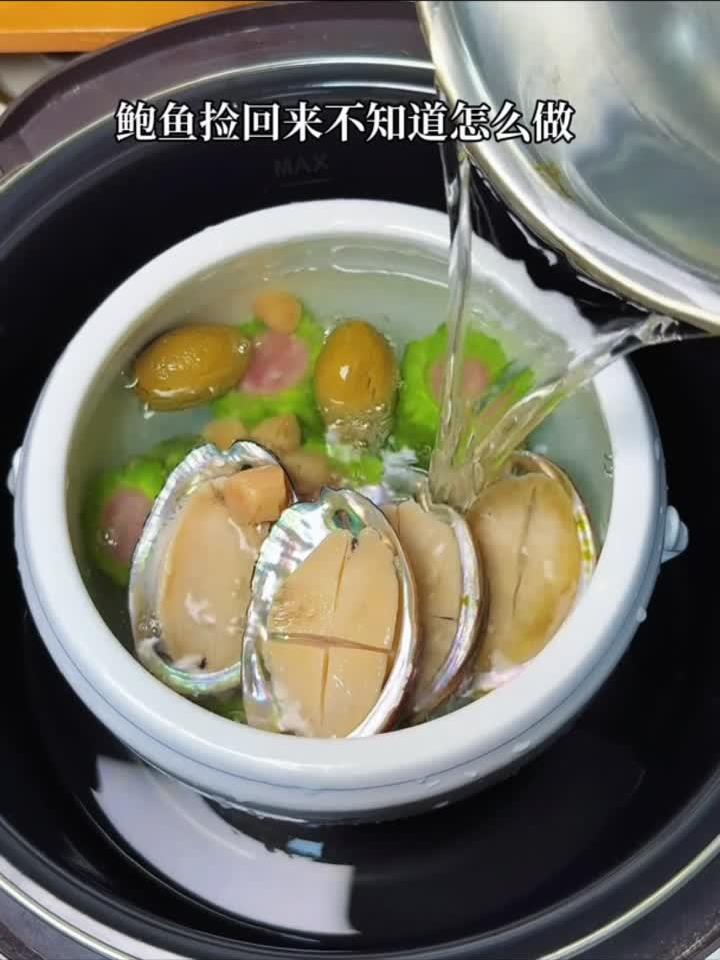 苦瓜汤的神奇功效:一碗下火养胃,清爽整个夏天!