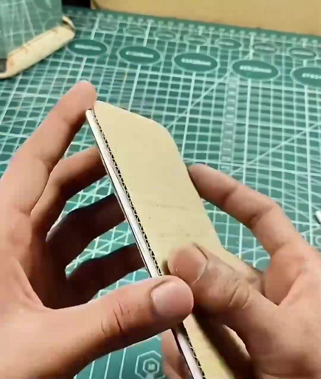 手搓纸质iPhone13 pro 苹果手机 数码科技 iphone17promax 手工d