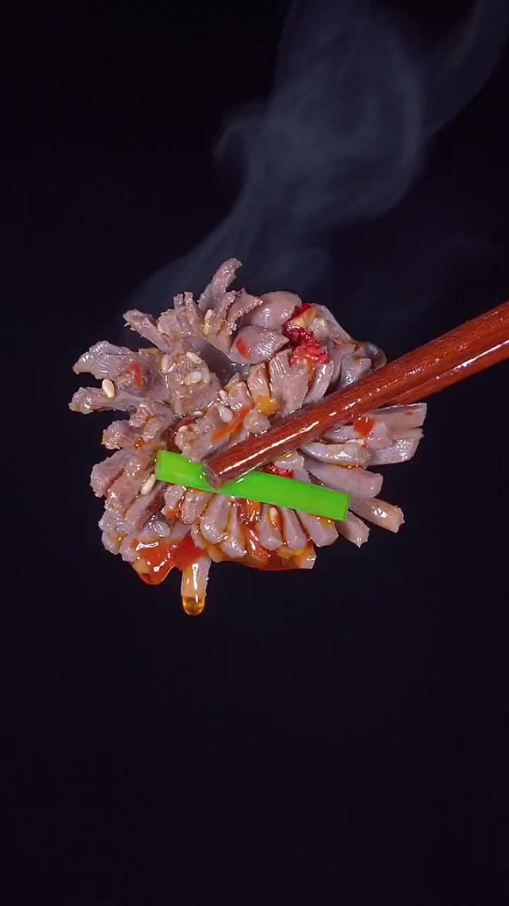 又是一道麻辣鲜香，好吃还下饭的水煮鸭胗做法