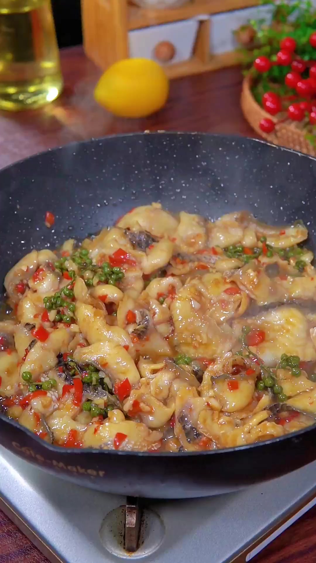 吃完嘴巴会麻麻的椒麻鱼片，喜欢的一定要试试