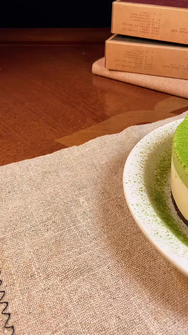 超简单好吃，抹茶巧克力，入口即化，做法也非常简单；搅一搅拌