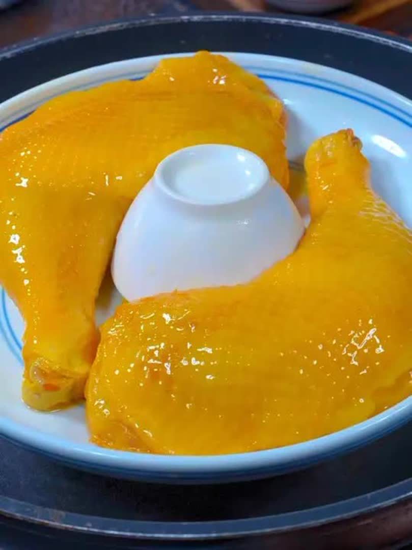 中秋节快到了提前给家人安排,蒸出来的盐焗鸡腿,也是非常美味