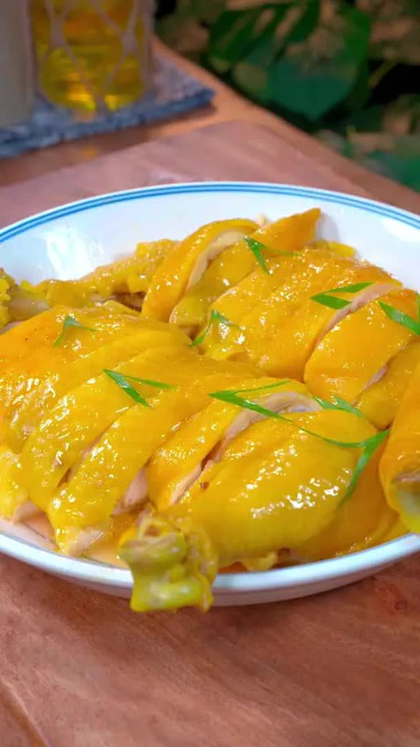 每次家里来客我都会做一道盐焗鸡腿,新吃法,做法简单又美味