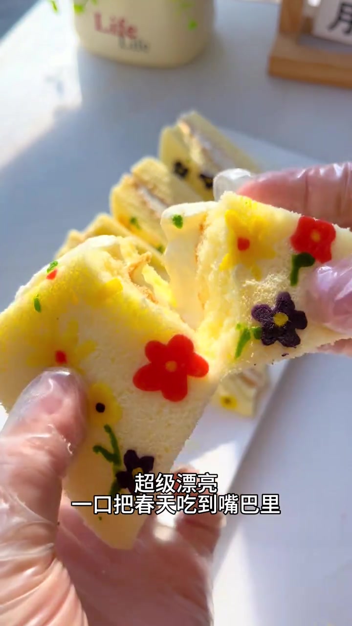 属于春天的小蛋糕来啦～做法简单～新手也能做起来
