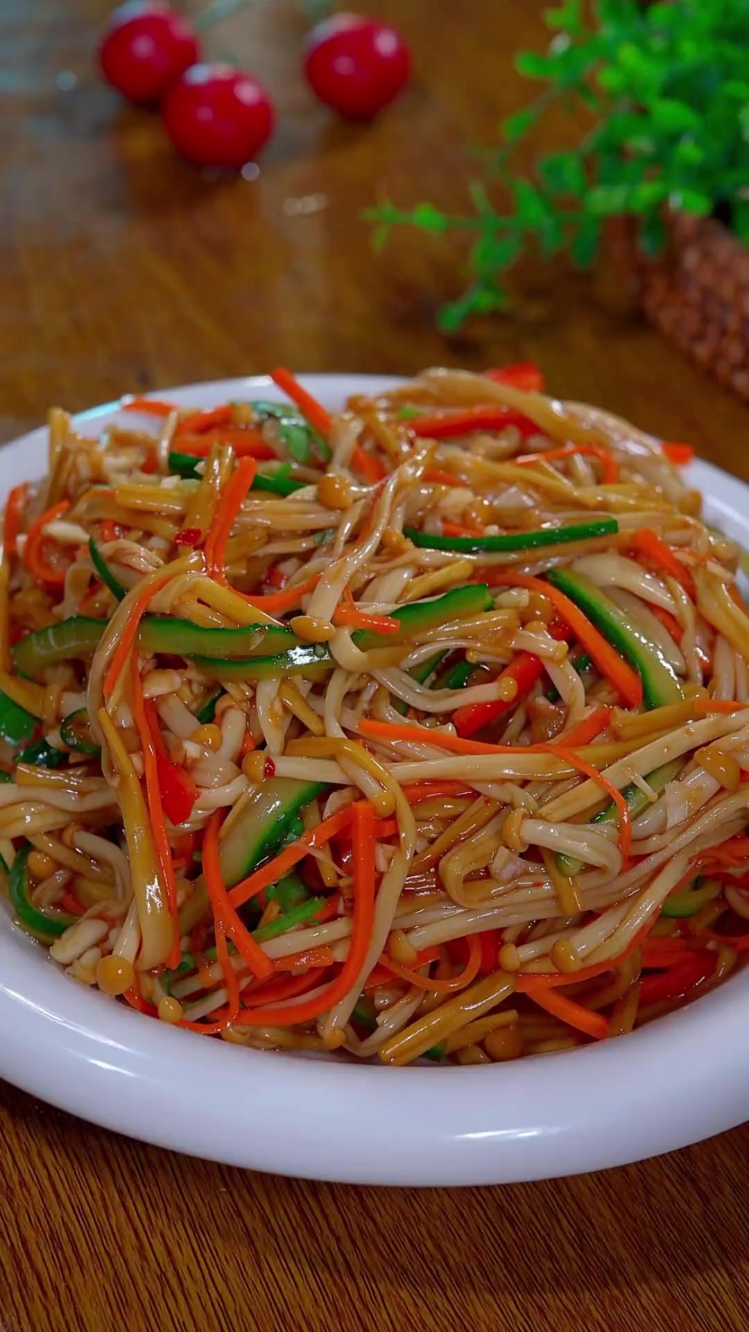 凉拌菜一周不重样，凉拌金针菇酸辣爽口，好吃又美味