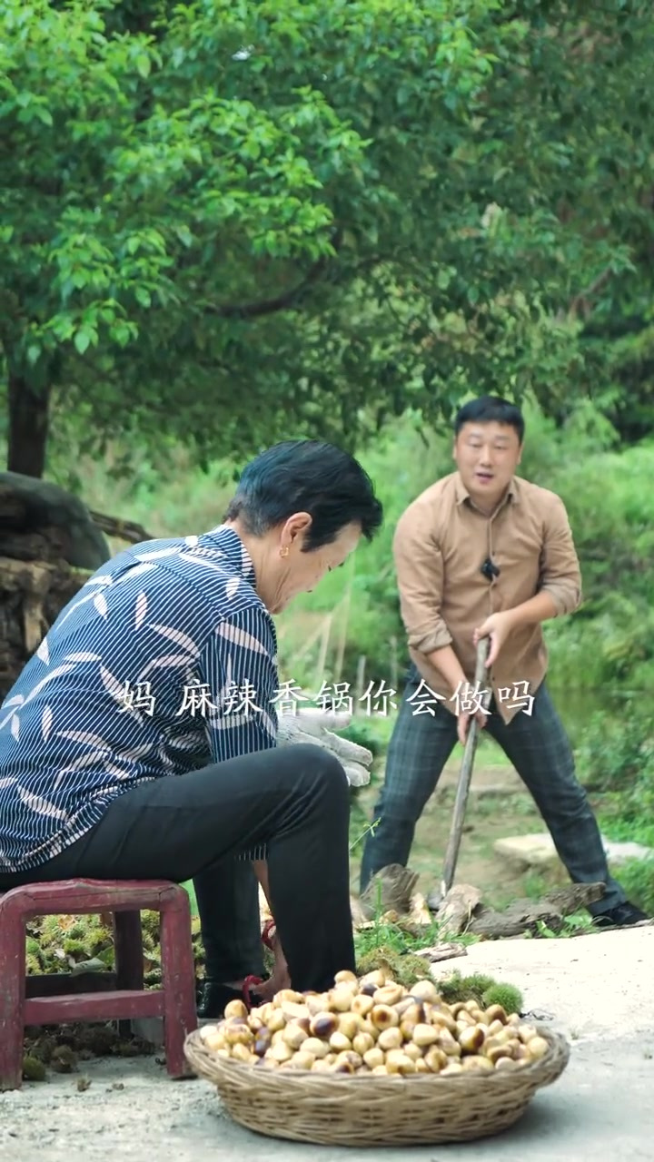 妈妈做的家庭版的麻辣香锅比外面买的都好吃