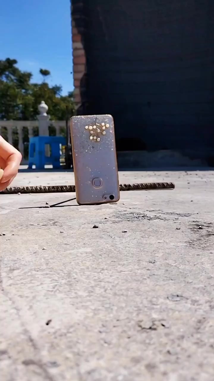 看一下一个鸡蛋是怎么拍出创意照片的，喜欢的快来一起拍吧！