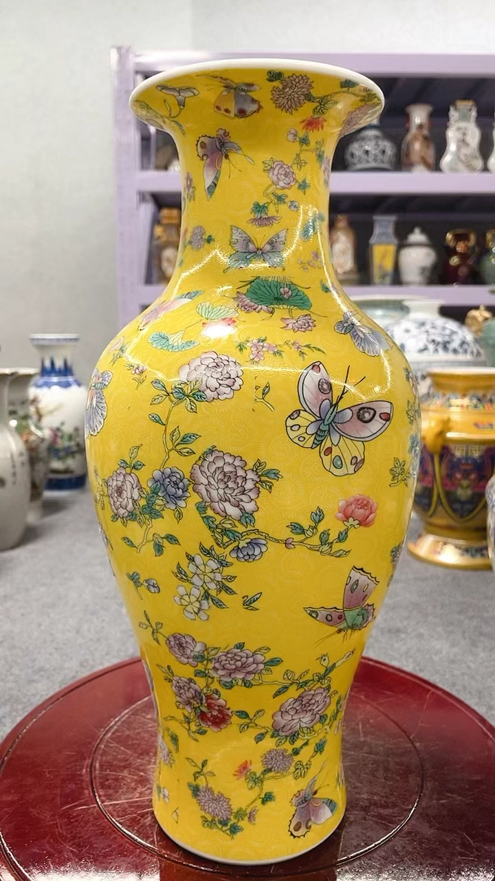 帝王黄打底鱼尾瓶