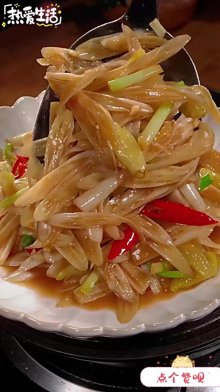 脆嫩的藕尖这样一炒太下饭了