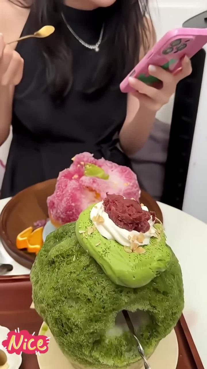 和闺蜜的下午茶……