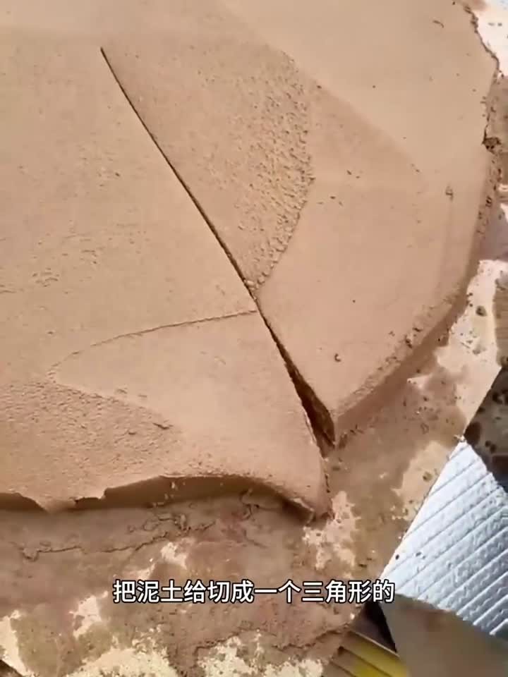 这也太丝滑了,看着感觉就像是,巧克力蛋糕一样