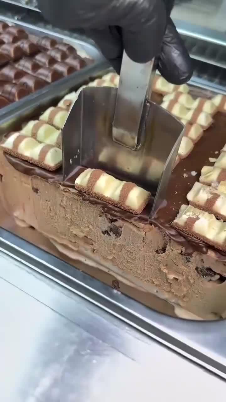 冰淇淋蛋糕巧克力