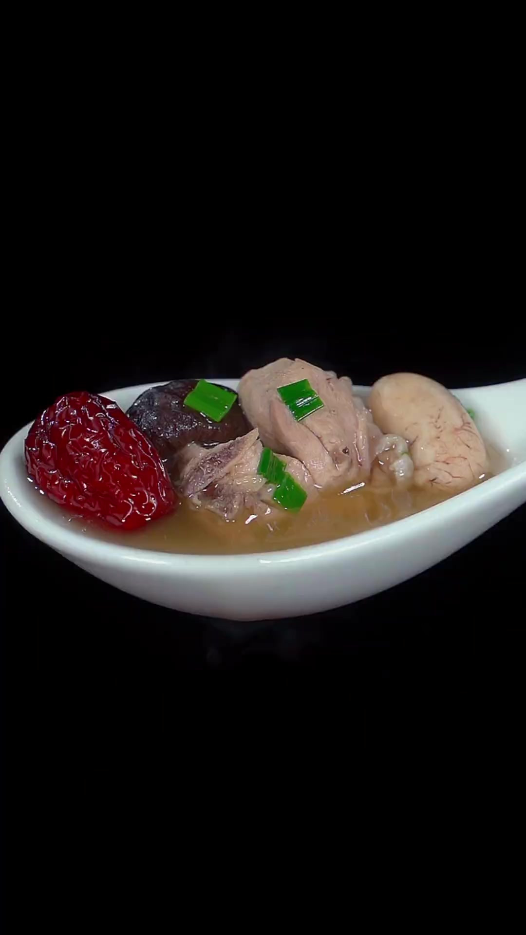 香菇炖鸡这样做,简单易学你,大人小孩都爱喝