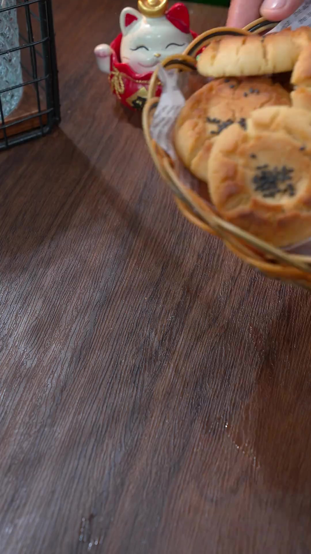 如果你有空气炸锅，香甜酥脆的烤桃酥一定要试试，老人小孩都可以