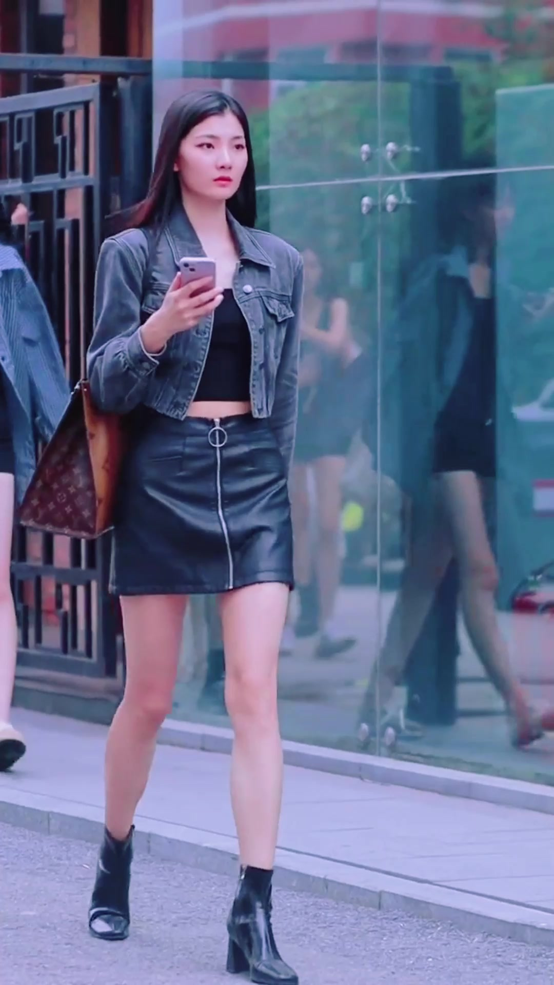 动作超优雅,超有范儿!