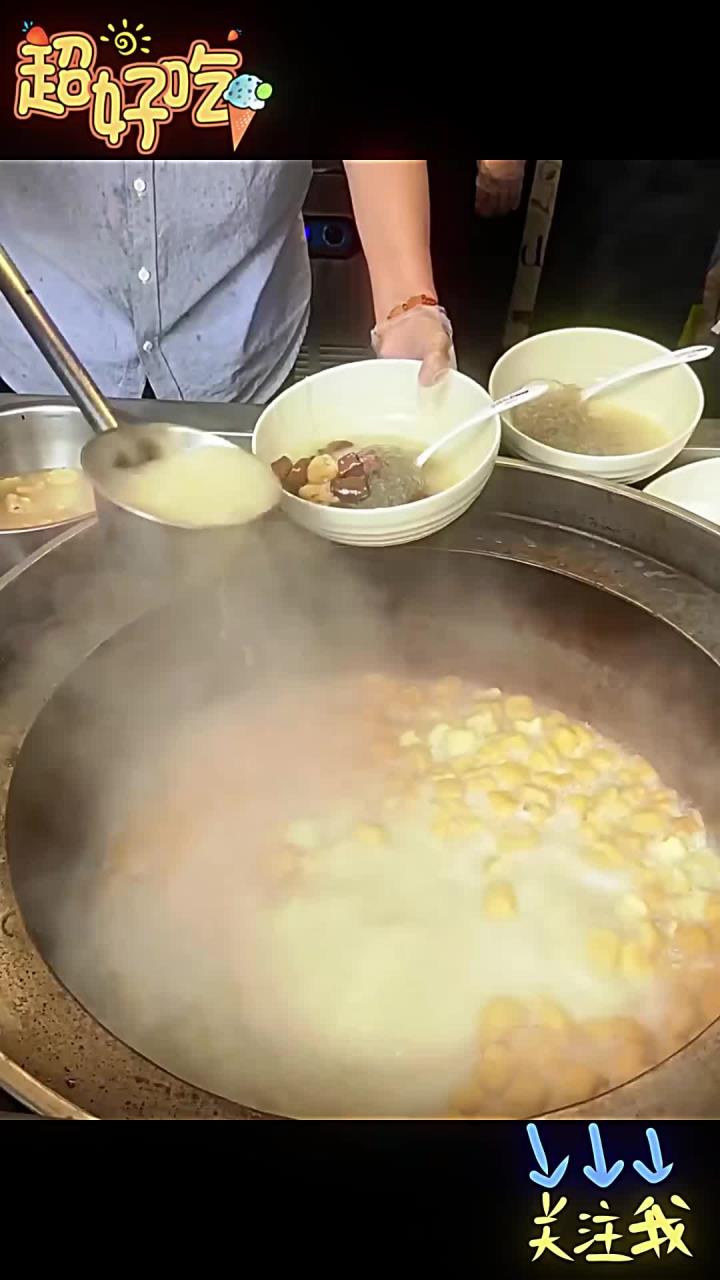 爱上南京,从一碗鸭血粉丝汤开始～
