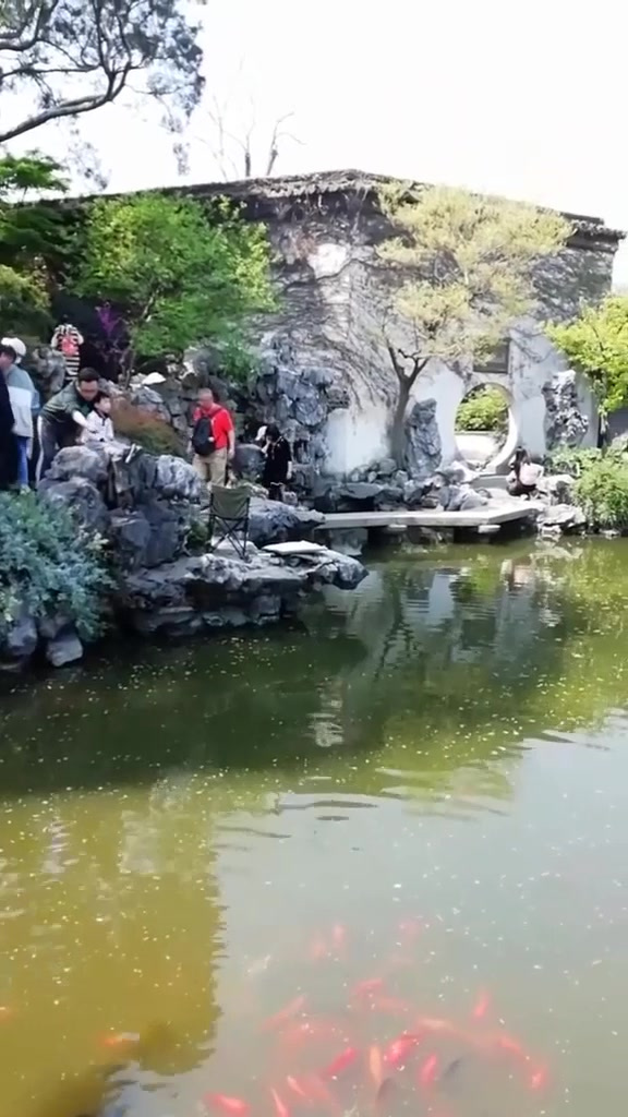 秋季旅行,乳鱼亭内乳小鱼旅游推荐