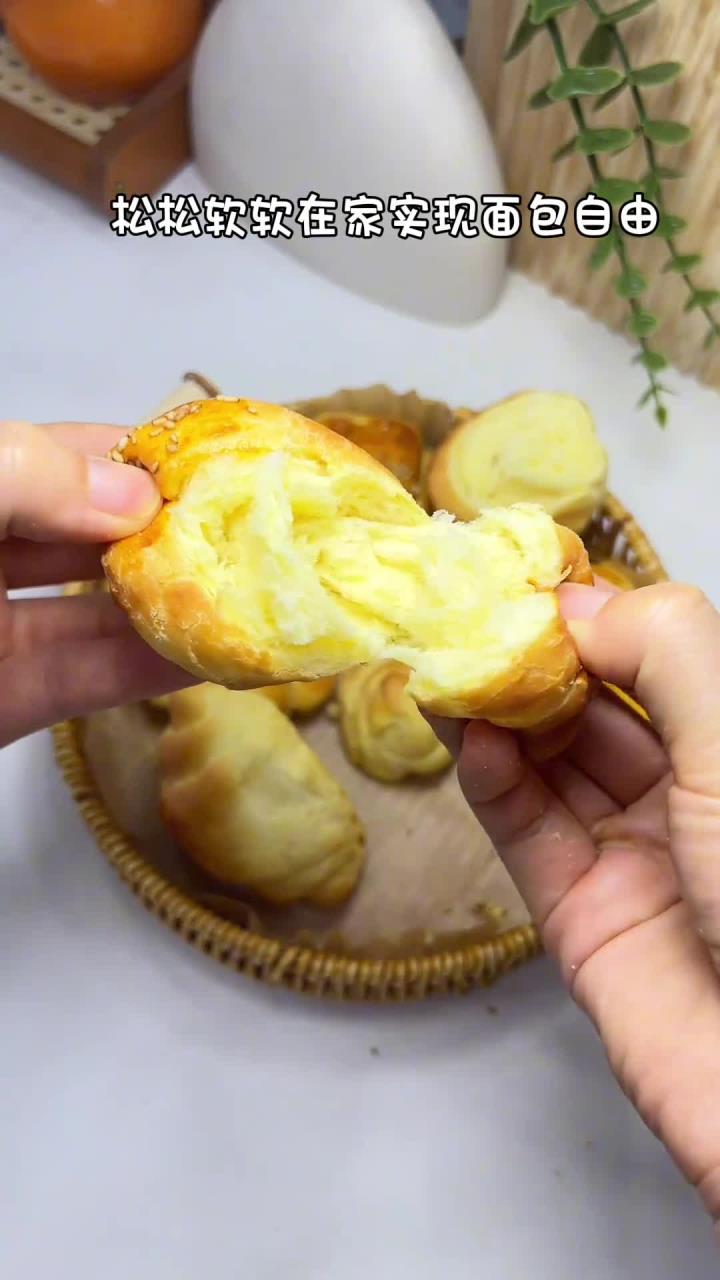 在实现面包自由！用烤箱只有就能完成庭烘焙面包