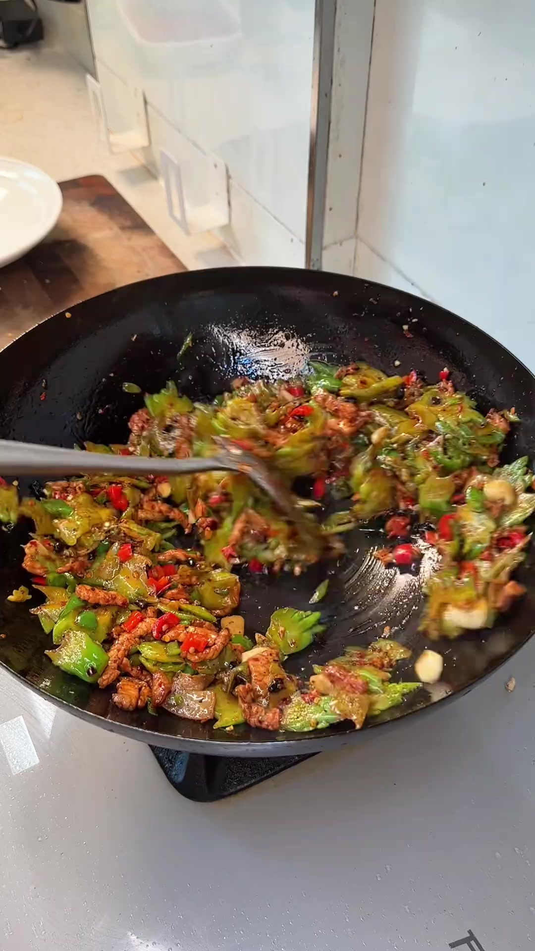 向全世界安利江西小炒，苦瓜还得是苦辣苦辣的美味，特别下饭
