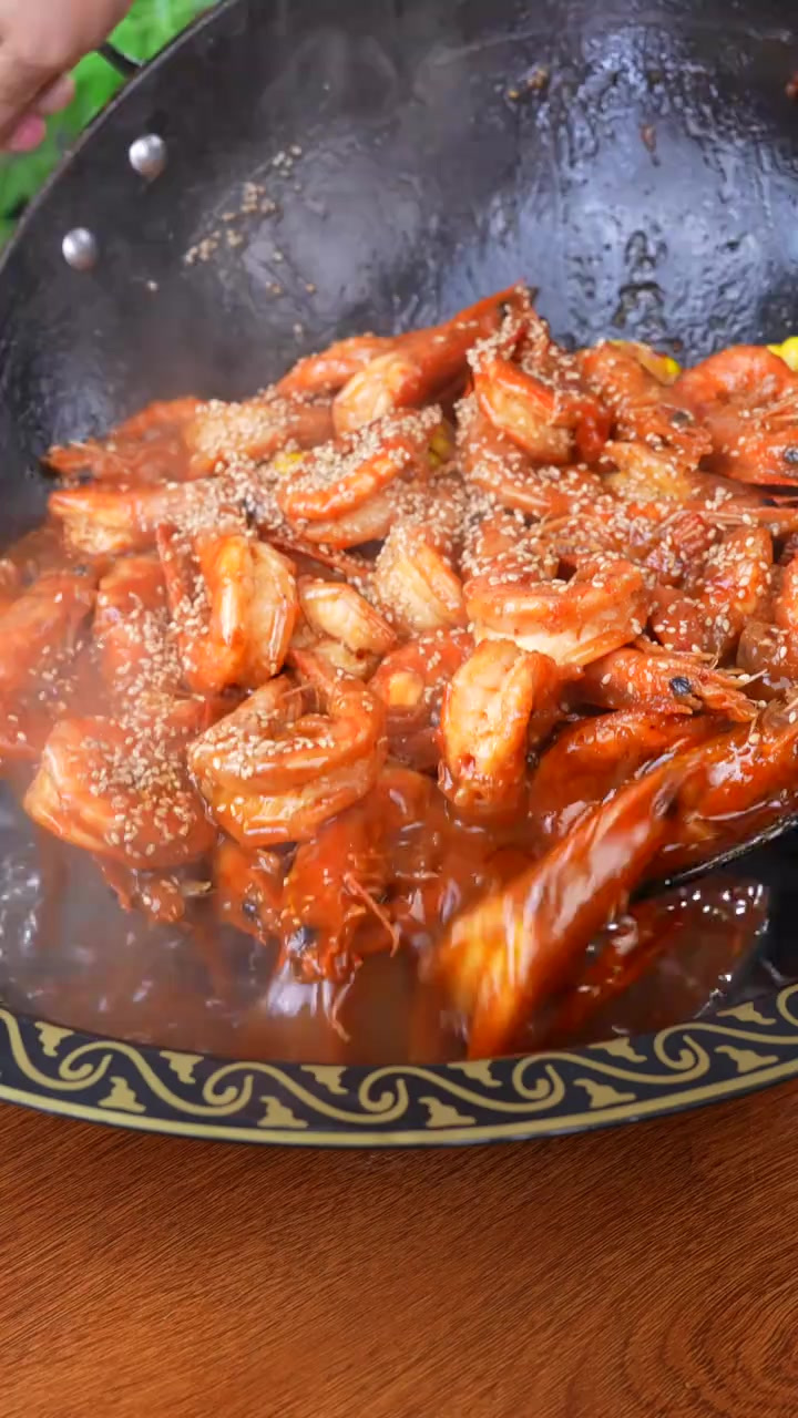 没有任何难度，0块钱解锁门店几百一锅的王婆大虾！