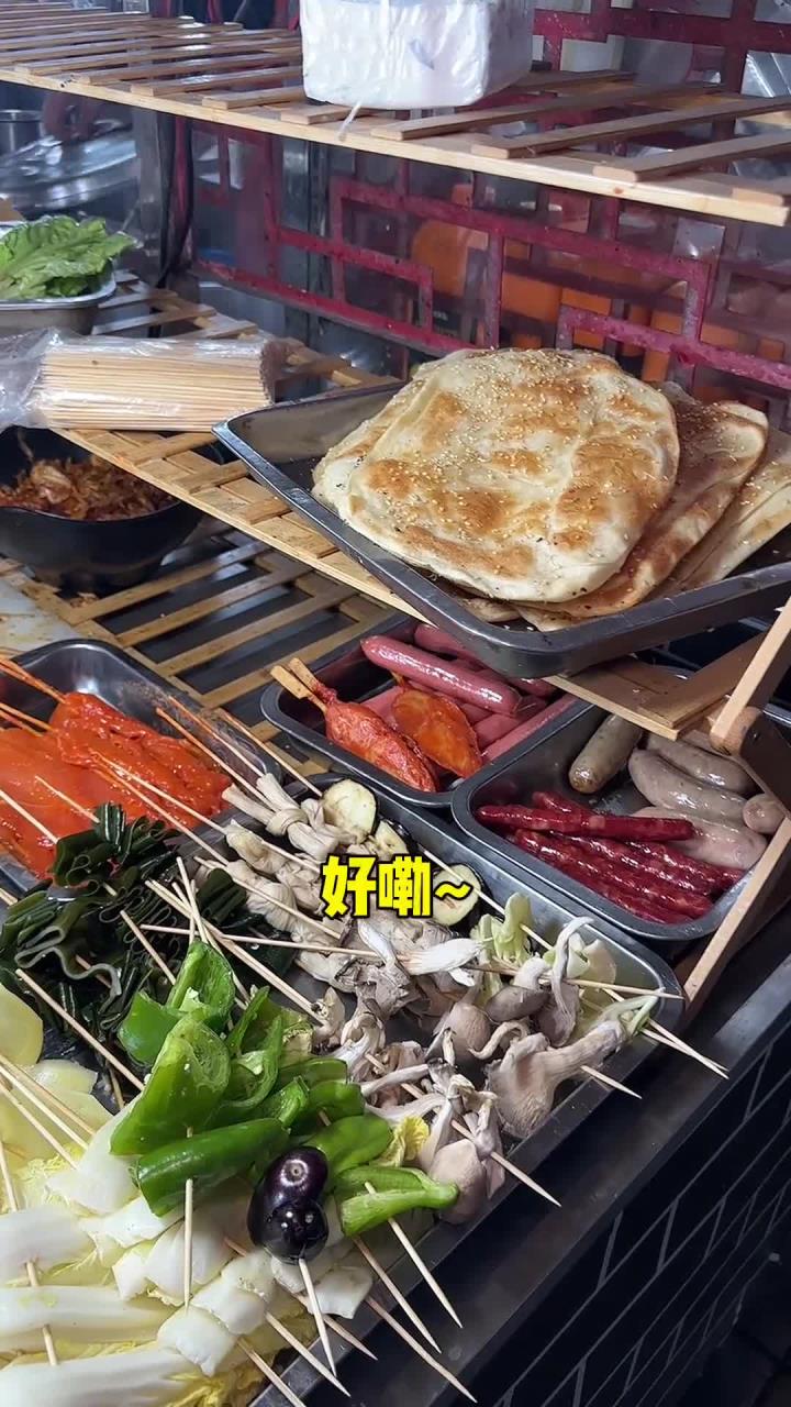 南京美食 街头的烧饼夹里脊