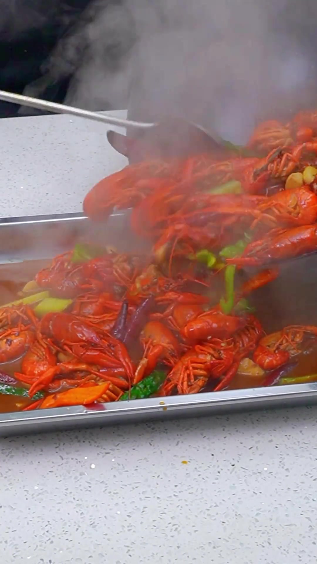 这样做出来的小龙虾肉质鲜嫩，麻辣入味，巨好吃！