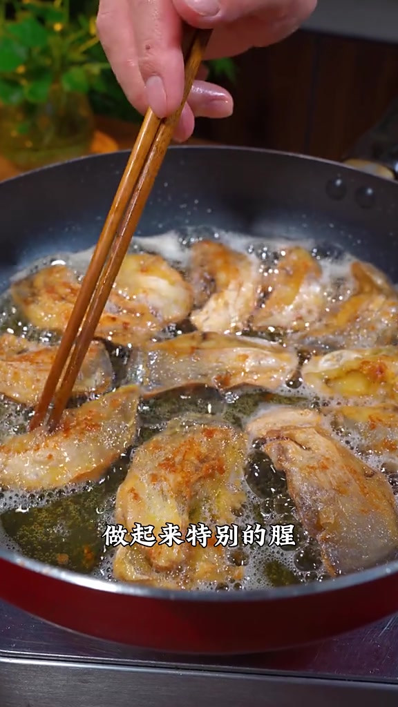 这样做的香煎银鲳鱼,做法简单,酥香鲜嫩