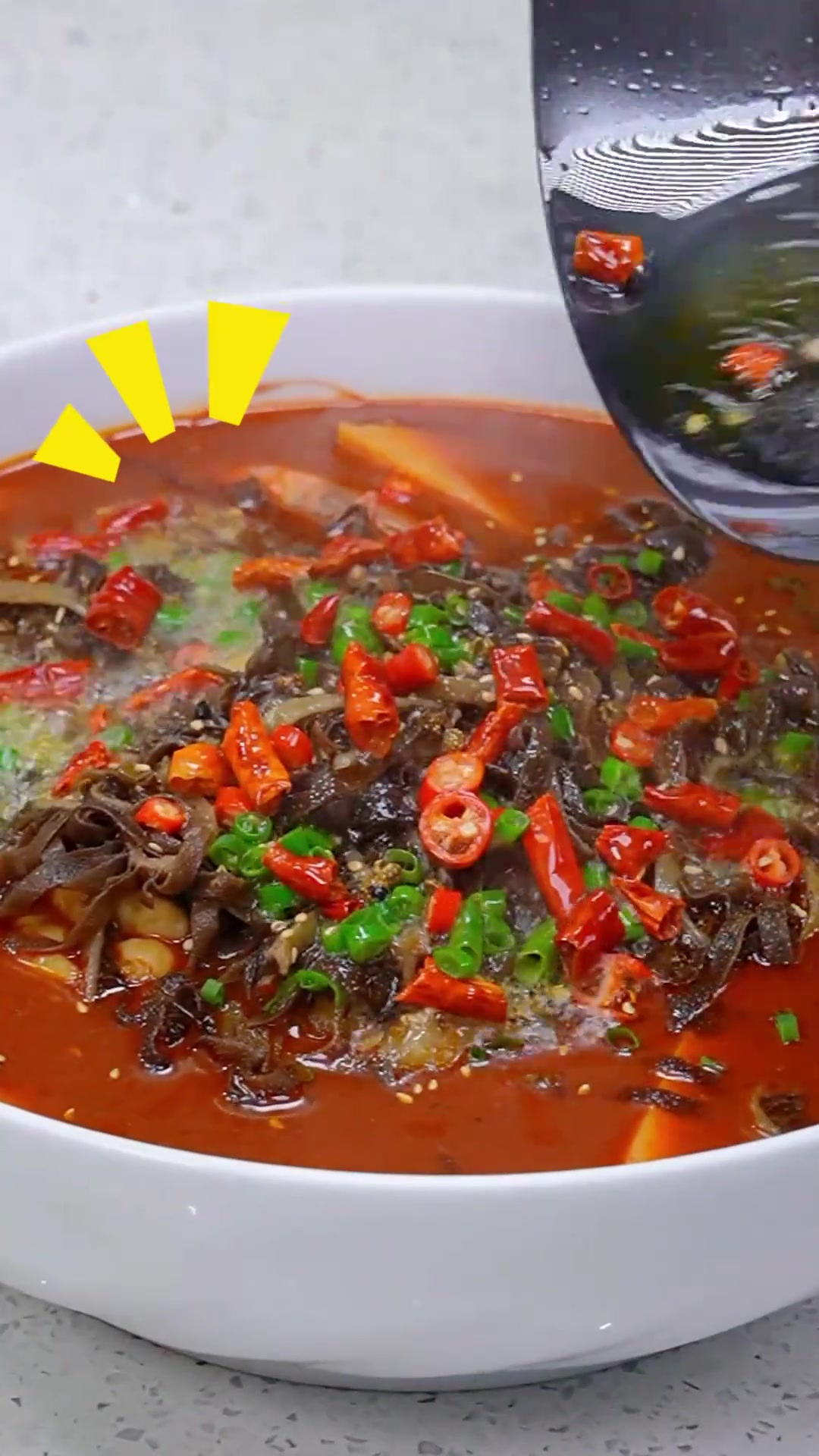 毛血旺,经典江湖川菜在家就能做,麻辣鲜香超过瘾