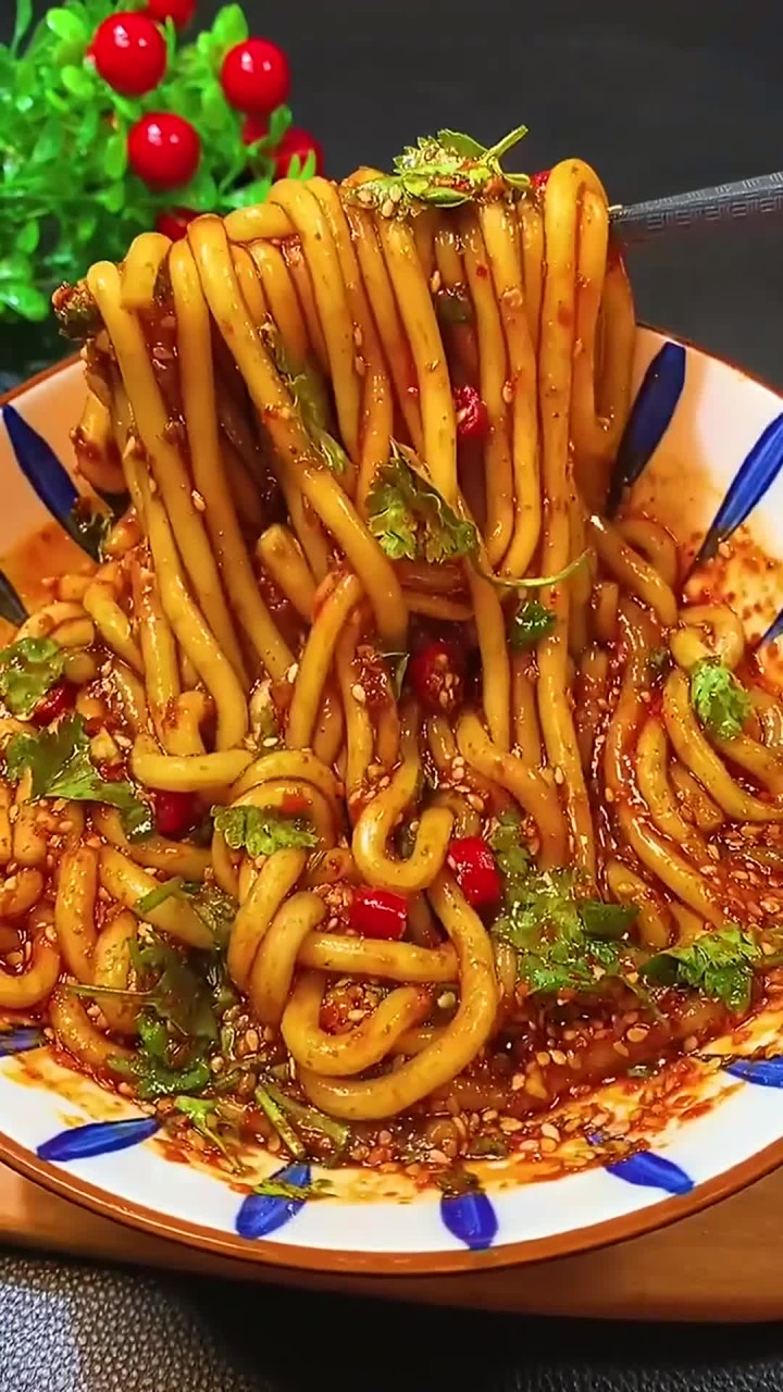 凉拌土豆粉的独特秘方,肉食主义者也爱不释手