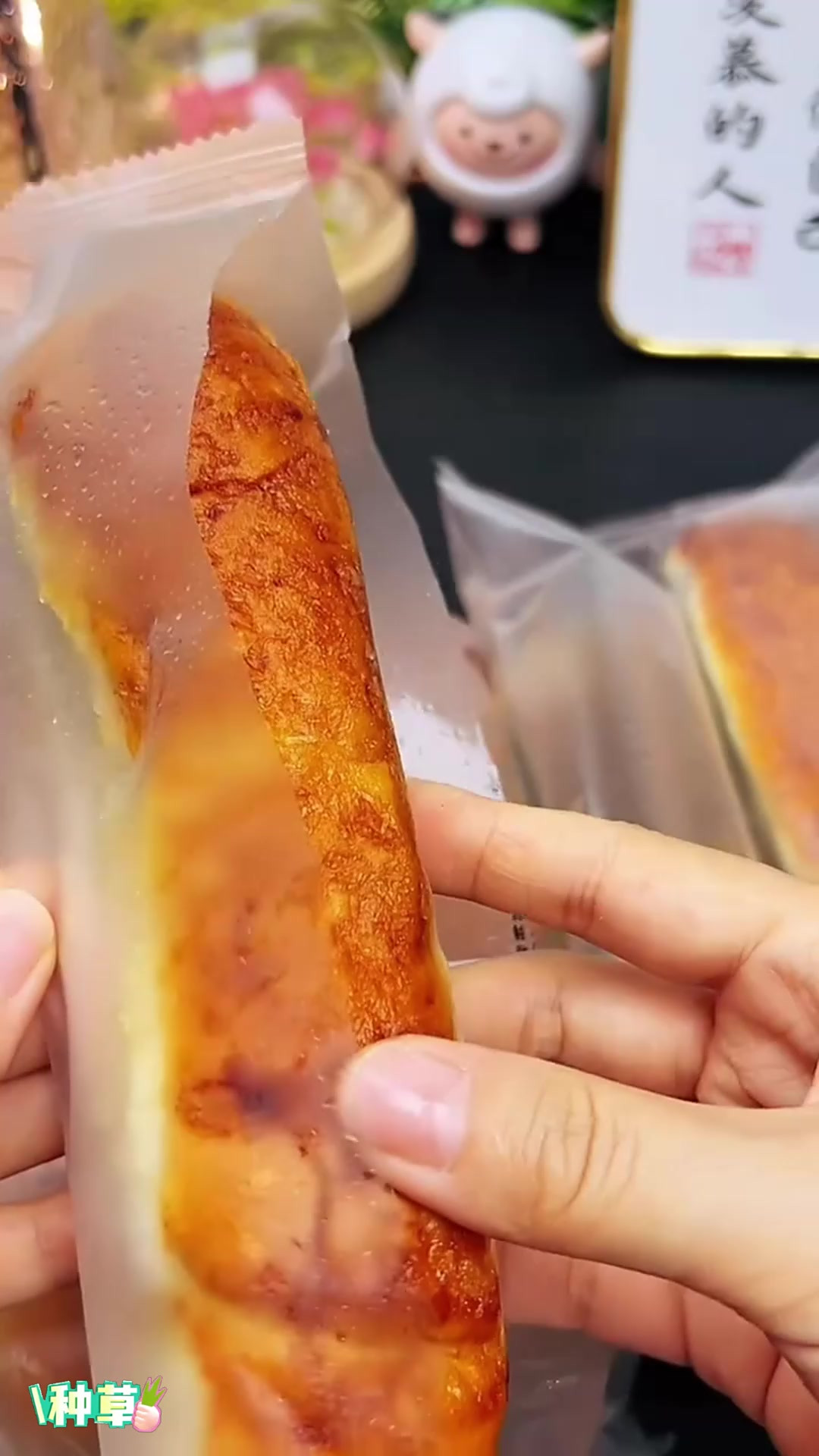 哇真的好好吃!全麦椰香红豆面包还是零蔗糖的,微甜不腻