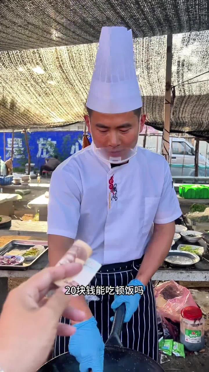 山东美食 20元一份蚂蚁上树一份土豆丝