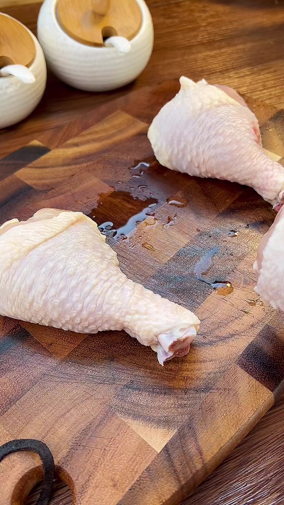 鸡腿别总是红烧了，今天做个好吃的烤肉串，学会了在家自己做