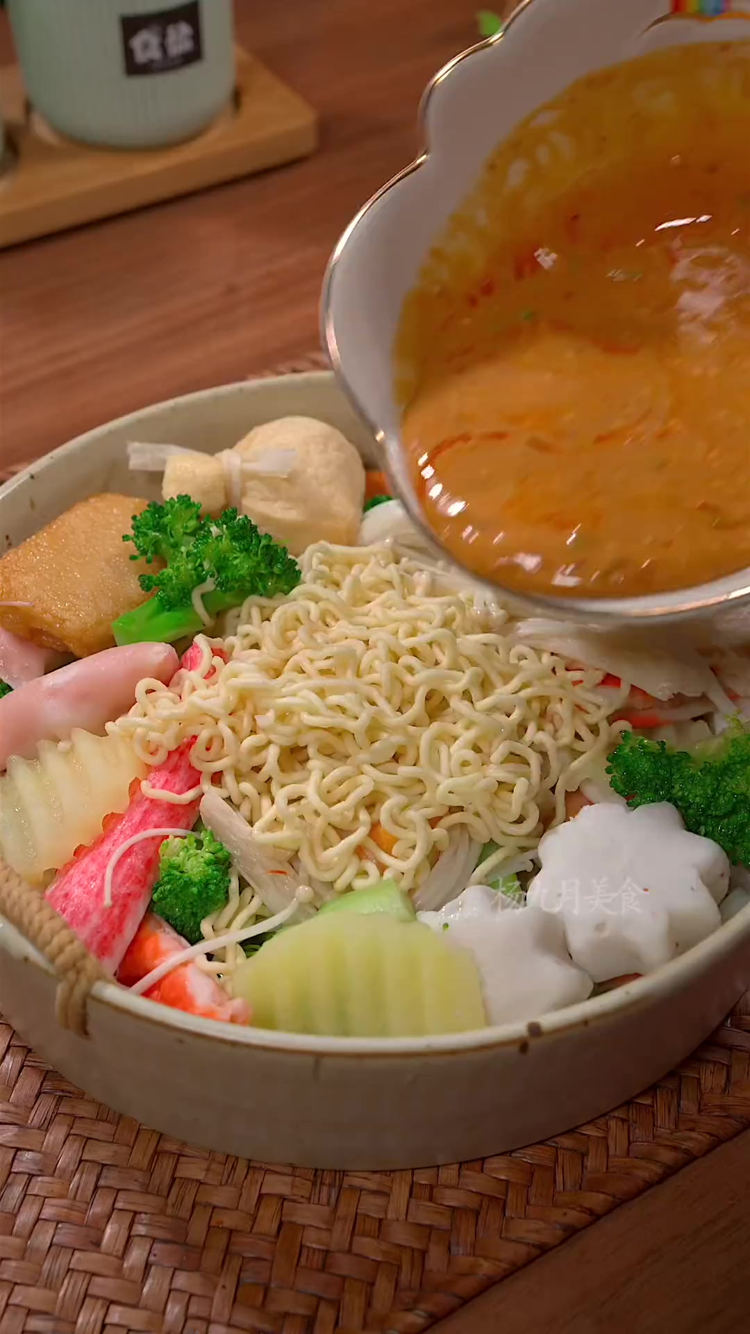 想吃校门口的麻辣拌,在家就可以做,做法特别简单