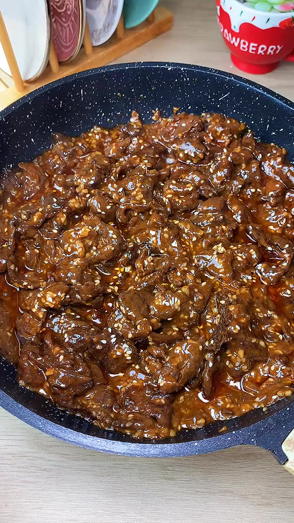 爆炒芝麻嫩牛肉,吃过的人都说好吃!