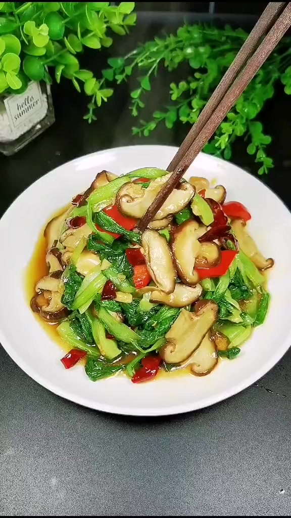 香菇青菜怎样做才好吃又入味呢