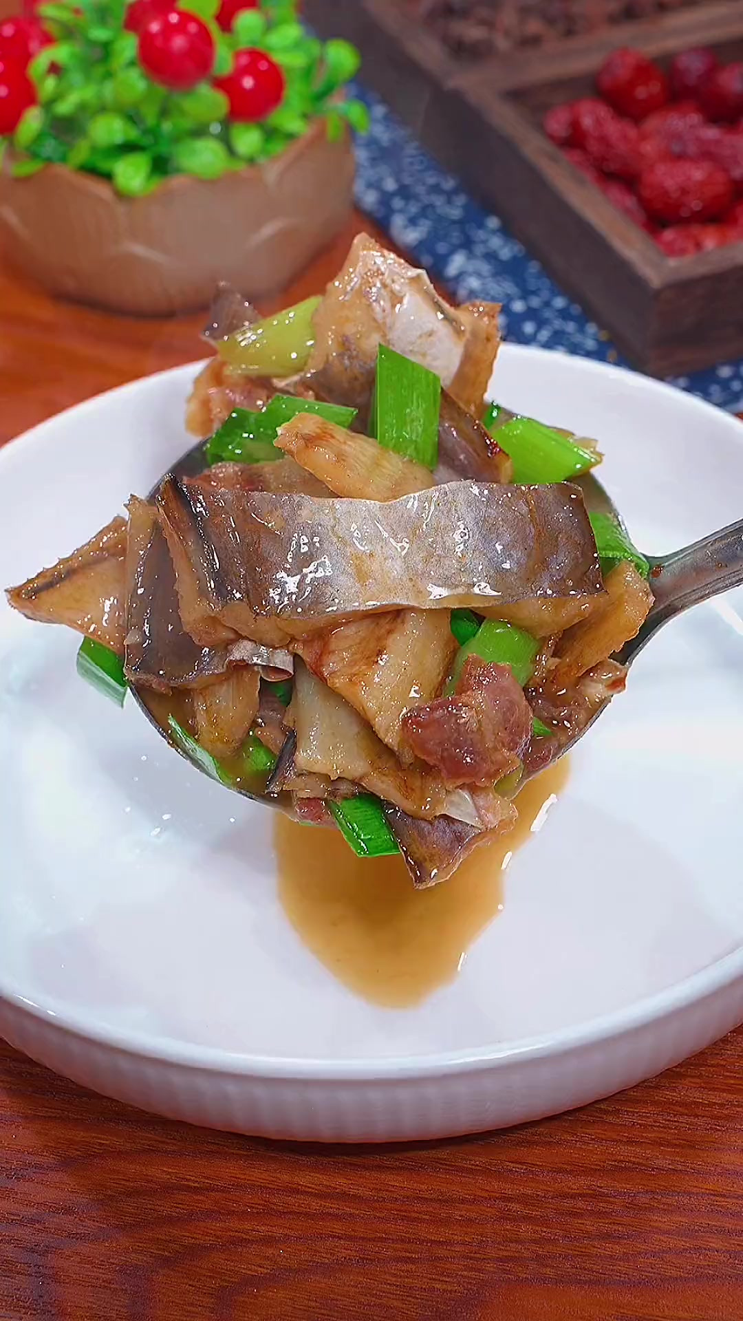 温州特产的淡晒鳗鱼干拿来家烧咸鲜味美下酒又下饭